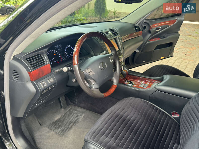 Седан Lexus LS 2011 в Одесі фото 88 Седан Lexus LS 2011 в Одесі