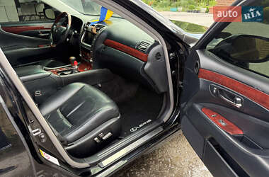 Седан Lexus LS 2007 в 