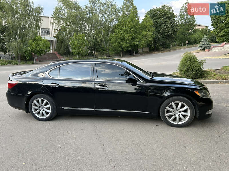 Седан Lexus LS 2007 в Чечельнике