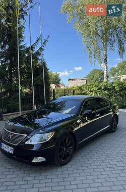 Седан Lexus LS 2007 в 