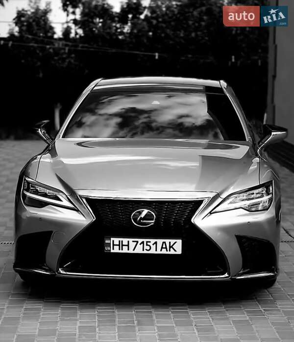 Седан Lexus LS 2021 в Одесі