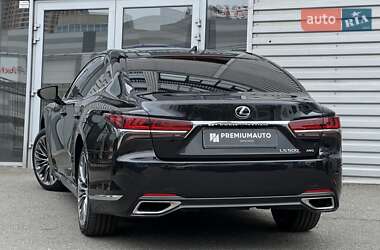 Седан Lexus LS 2018 в 