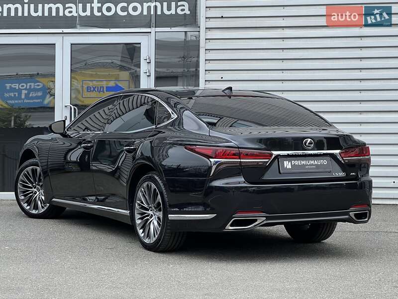 Седан Lexus LS 2018 в Киеве