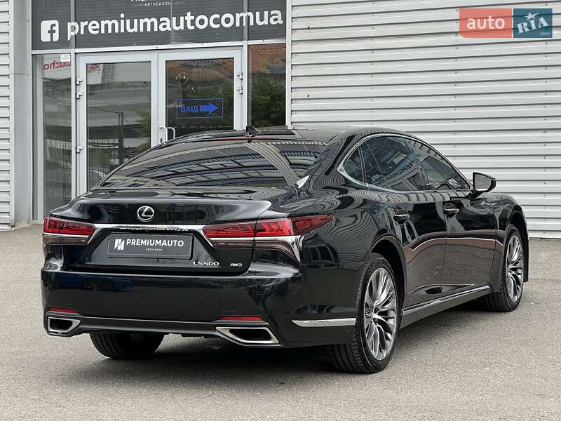 Седан Lexus LS 2018 в Киеве