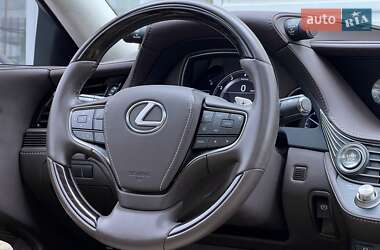 Седан Lexus LS 2018 в 