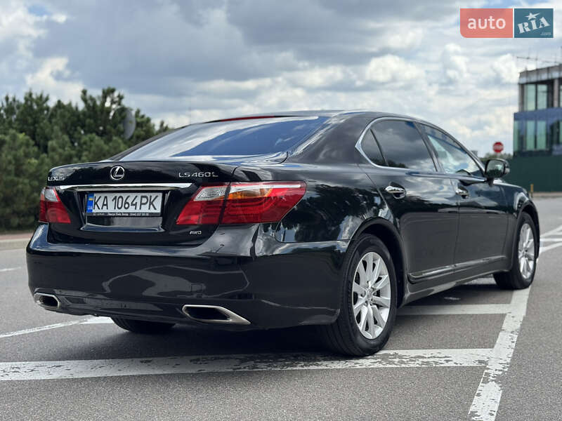 Седан Lexus LS 2012 в Киеве
