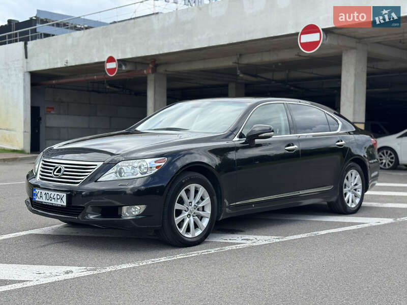 Lexus LS 2012