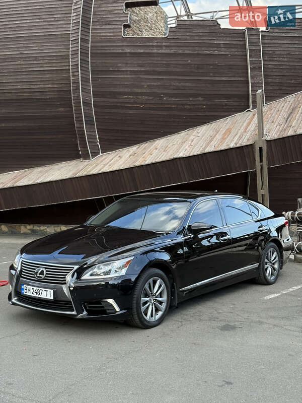 Седан Lexus LS 2013 в Одессе