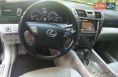 Седан Lexus LS 2006 в 