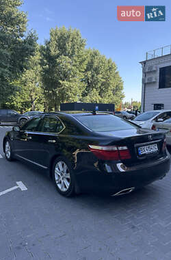 Седан Lexus LS 2007 в 