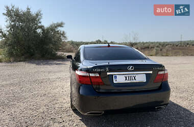 Седан Lexus LS 2007 в 