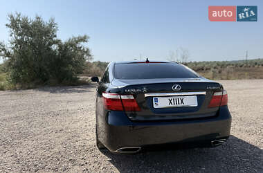 Седан Lexus LS 2007 в 
