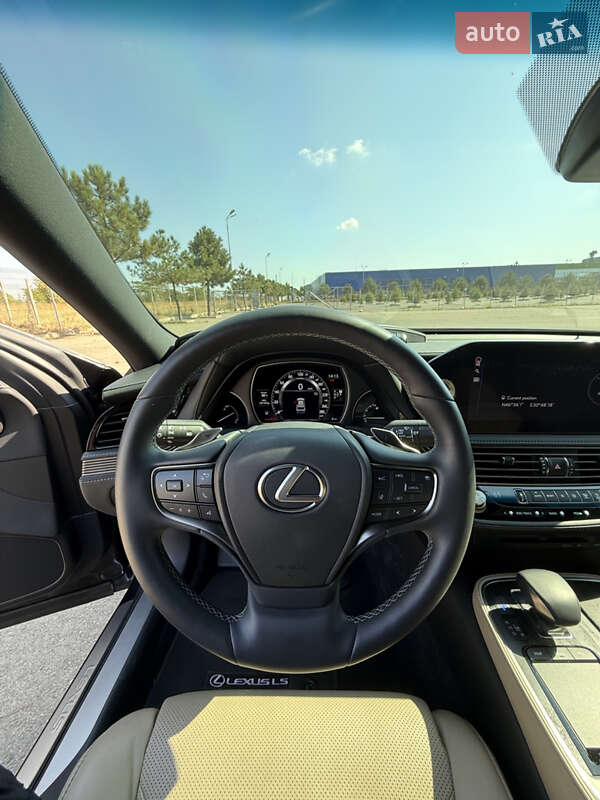 Седан Lexus LS 2022 в Одессе
