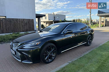 Седан Lexus LS 2018 в 