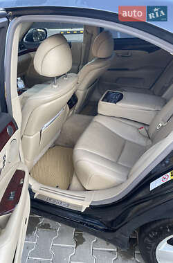 Седан Lexus LS 2007 в 