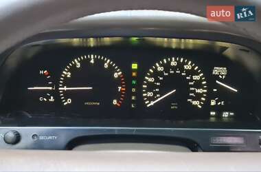 Седан Lexus LS 1992 в 