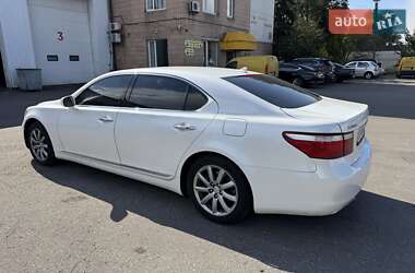 Седан Lexus LS 2007 в 