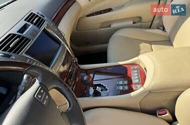 Седан Lexus LS 2007 в 
