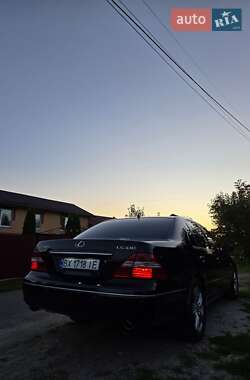 Седан Lexus LS 2004 в 