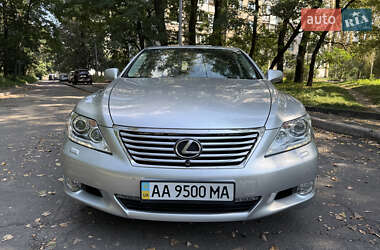 Седан Lexus LS 2011 в 
