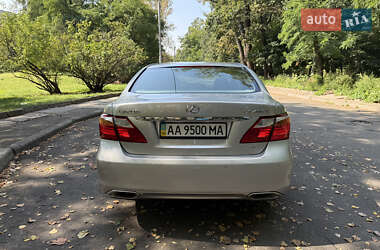 Седан Lexus LS 2011 в 