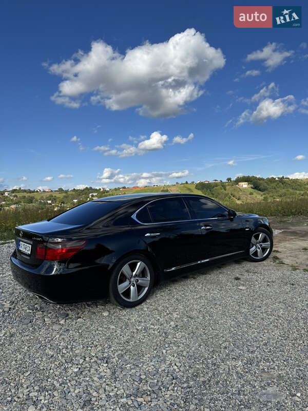 Седан Lexus LS 2007 в Ивано-Франковске