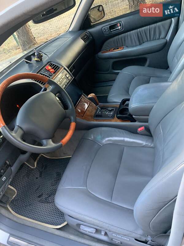 Седан Lexus LS 1999 в Кропивницком