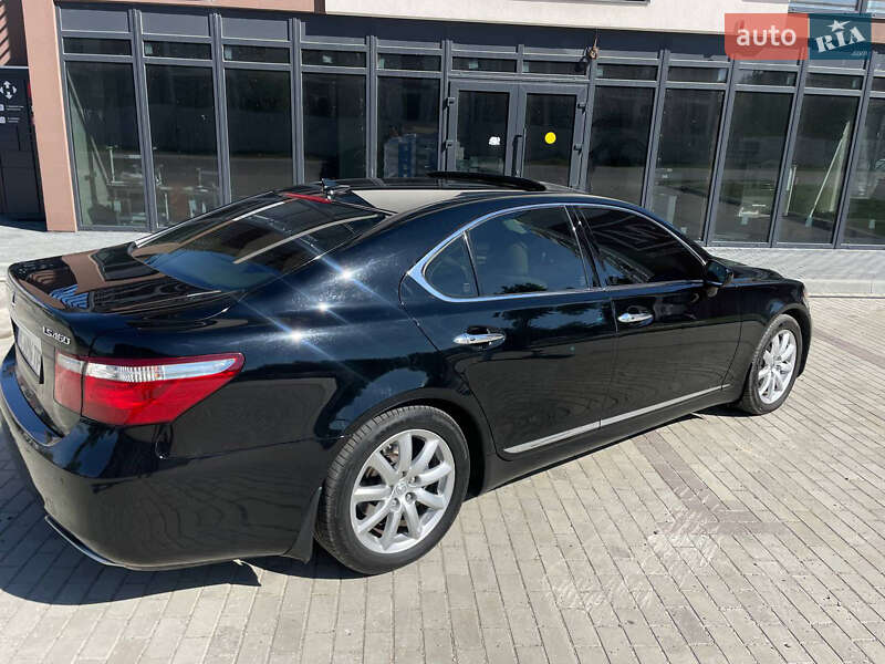 Седан Lexus LS 2007 в Новояворівську