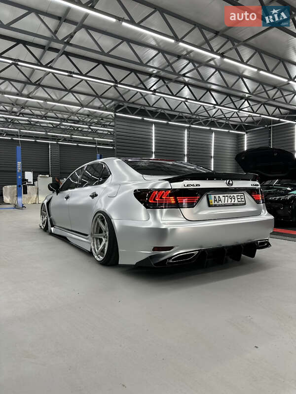 Седан Lexus LS 2007 в Киеве