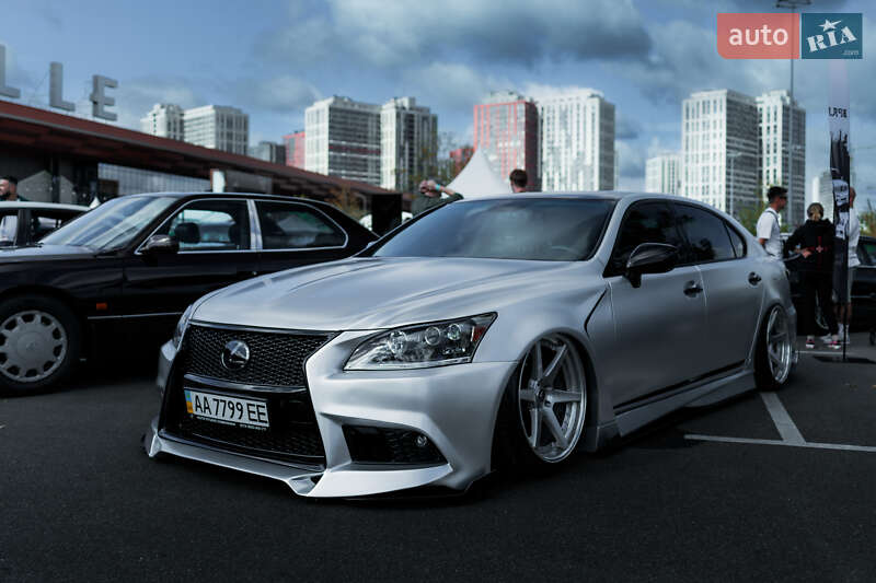 Седан Lexus LS 2007 в Киеве