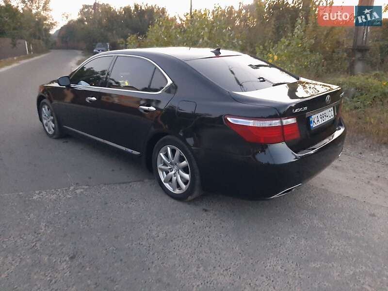Седан Lexus LS 2007 в Киеве
