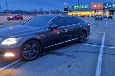 Седан Lexus LS 2007 в 