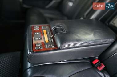 Седан Lexus LS 2005 в 