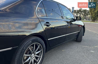 Седан Lexus LS 2002 в 