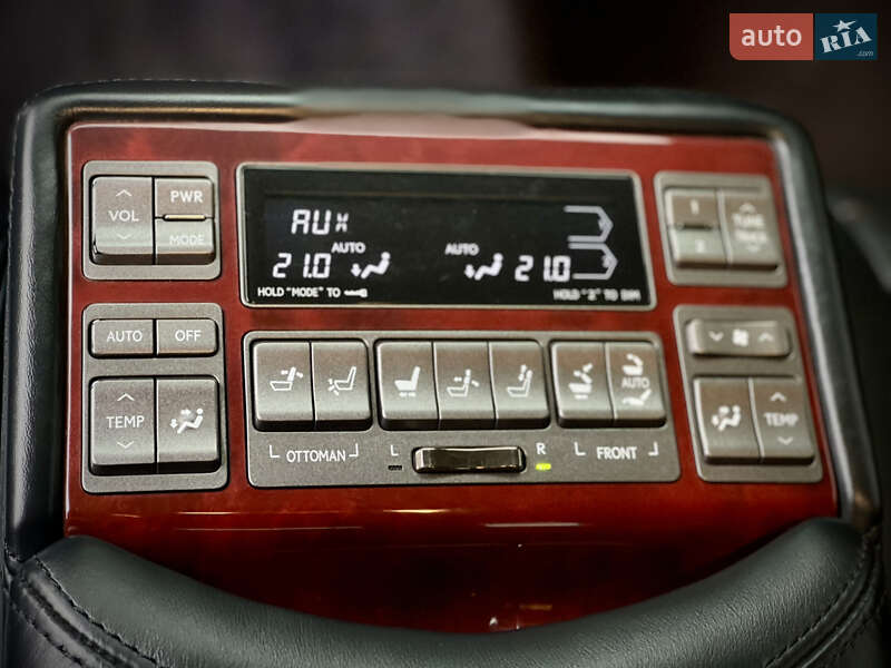Седан Lexus LS 2012 в Киеве