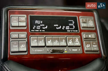Седан Lexus LS 2012 в 
