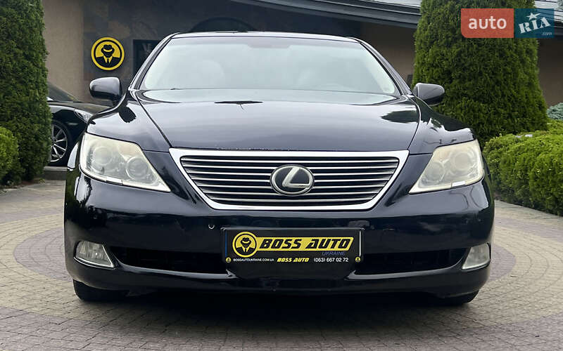 Седан Lexus LS 2007 в Львові