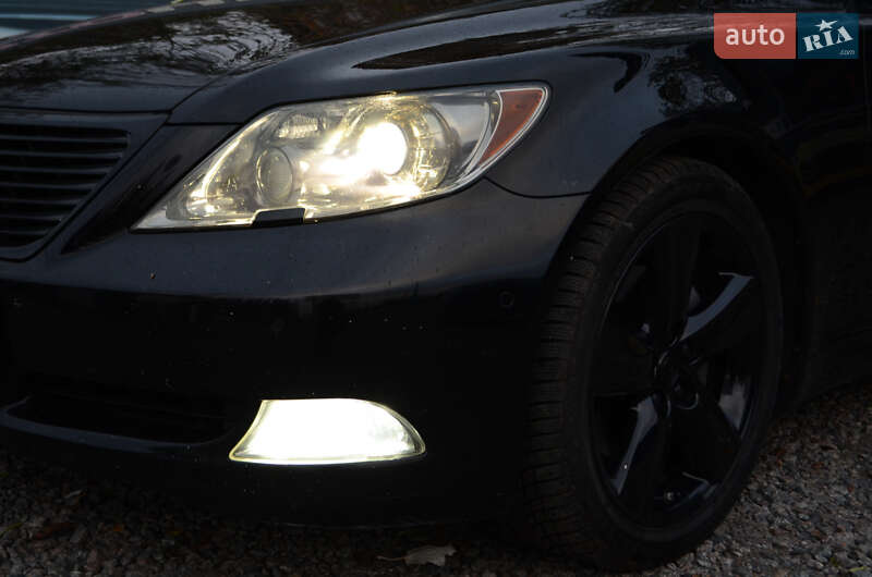 Седан Lexus LS 2007 в Киеве