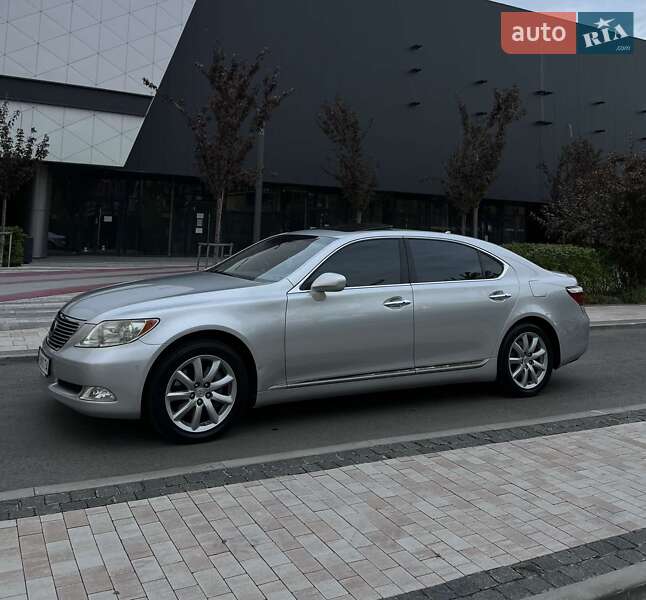 Lexus LS 2007