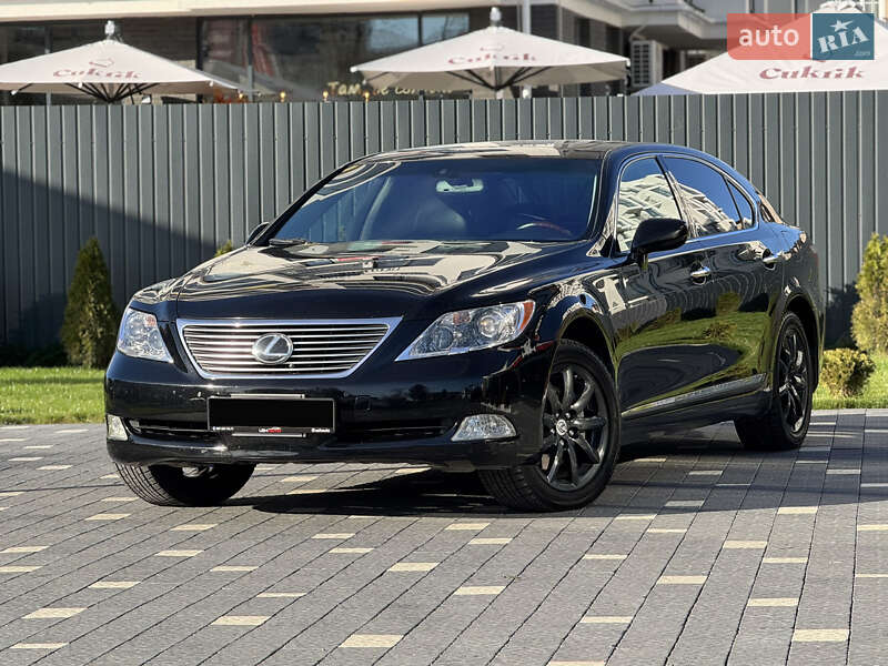 Седан Lexus LS 2007 в Ужгороде