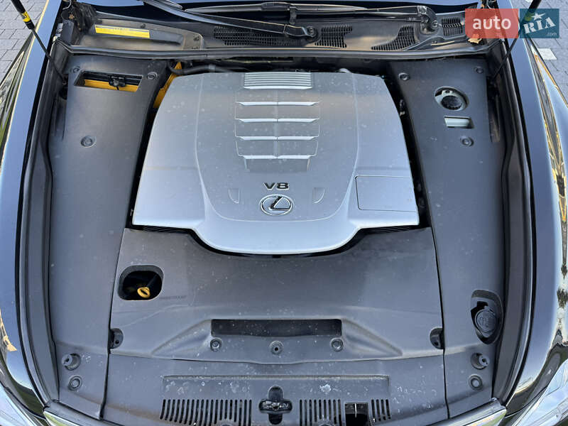 Седан Lexus LS 2007 в Ужгороде