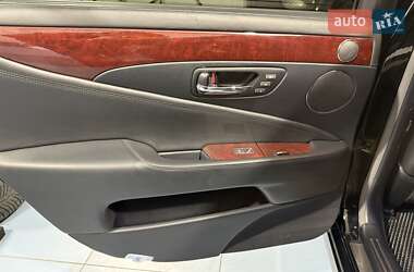 Седан Lexus LS 2008 в Киеве
