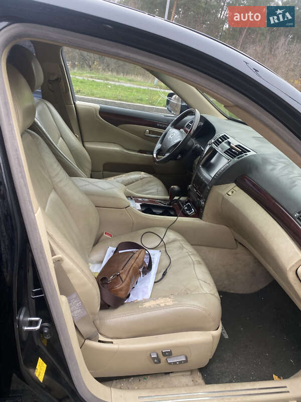 Седан Lexus LS 2007 в Киеве фото 10 Седан Lexus LS 2007 в Киеве