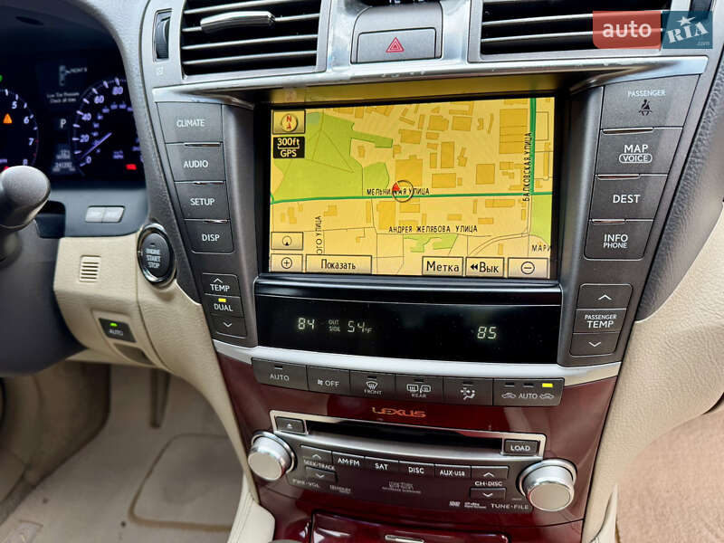 Седан Lexus LS 2010 в Одесі