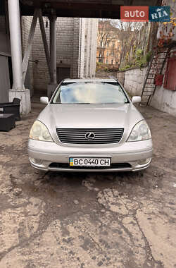 Седан Lexus LS 2001 в Львове
