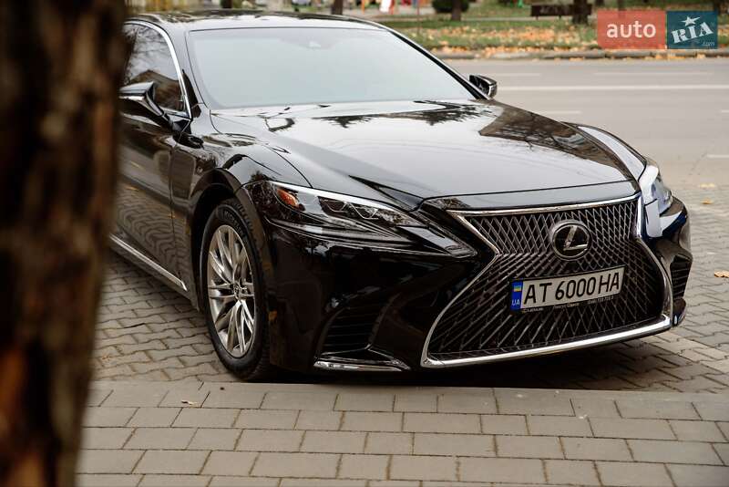 Седан Lexus LS 2018 в Ивано-Франковске