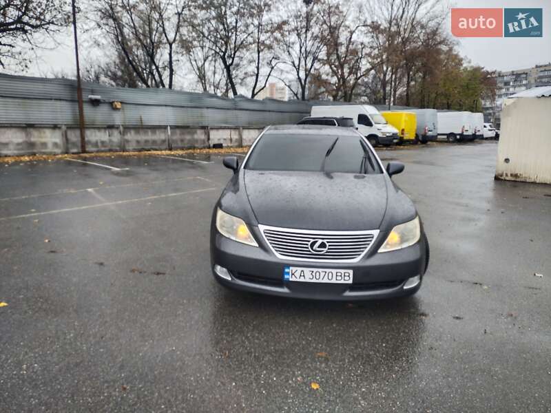 Lexus LS 2006