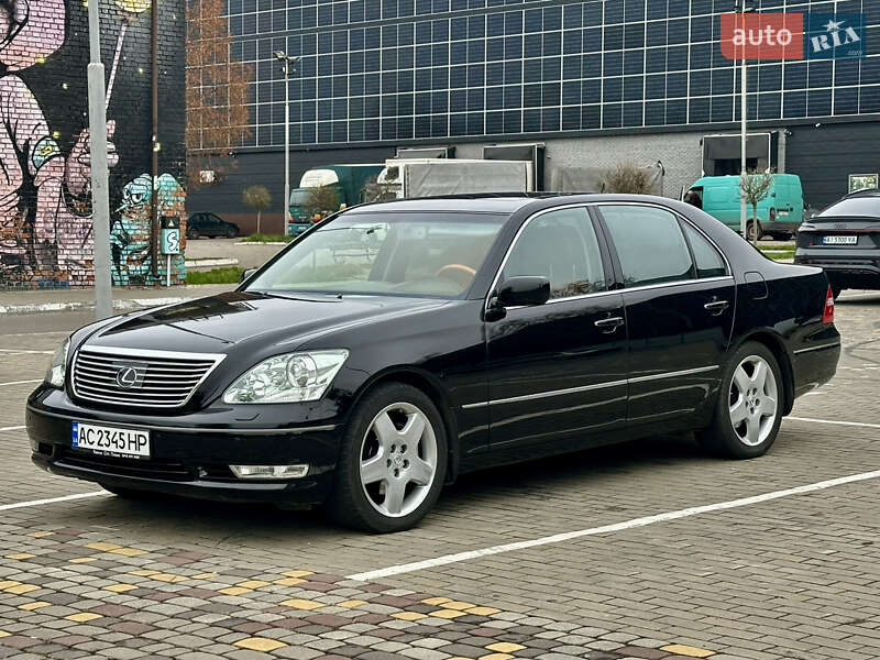 Седан Lexus LS 2004 в Луцке