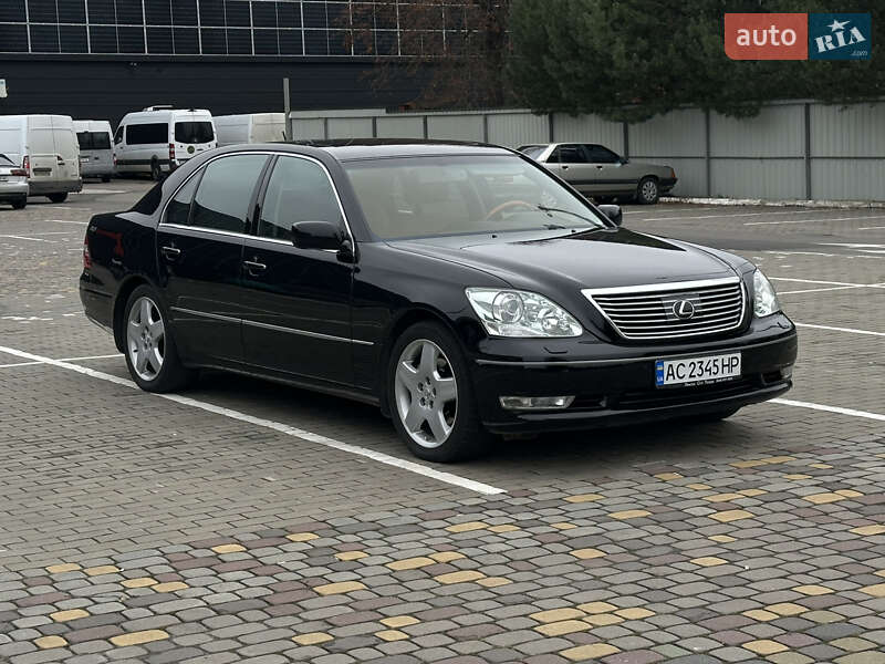 Седан Lexus LS 2004 в Луцке