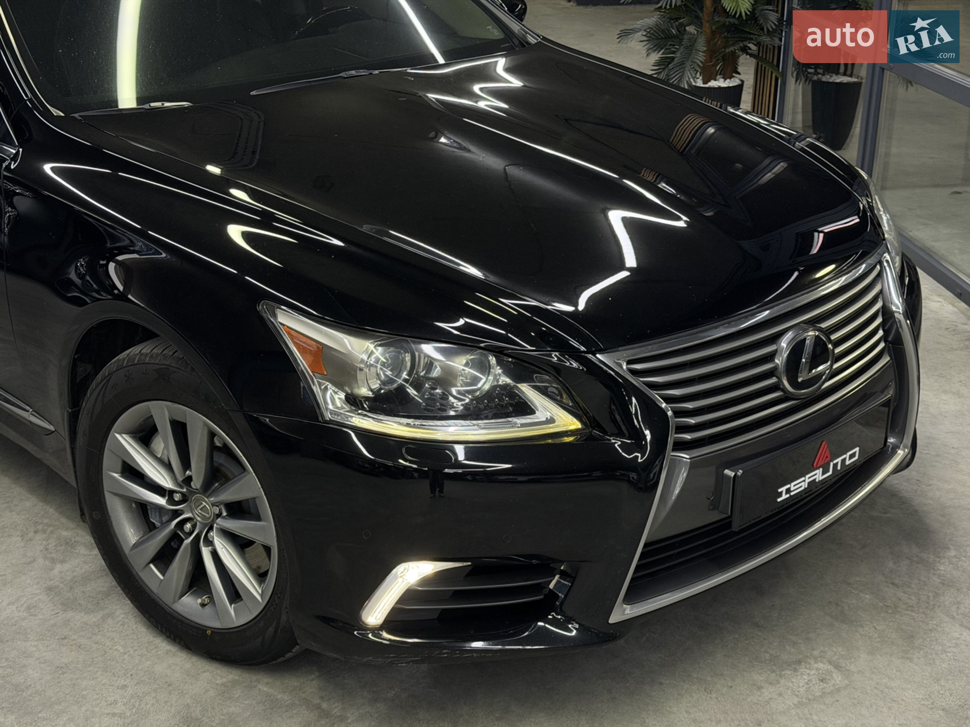 2013 Lexus LS - мініатюра 3